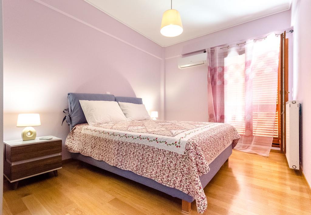 Leo - Unique Glyfada Apartment Атина Екстериор снимка