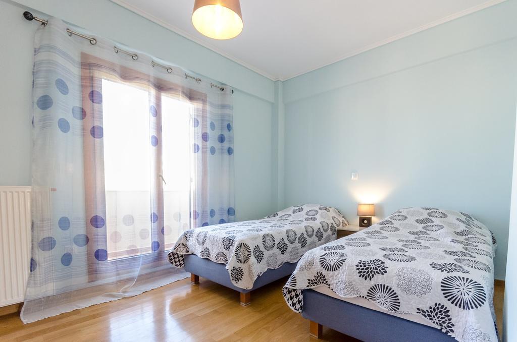 Leo - Unique Glyfada Apartment Атина Екстериор снимка