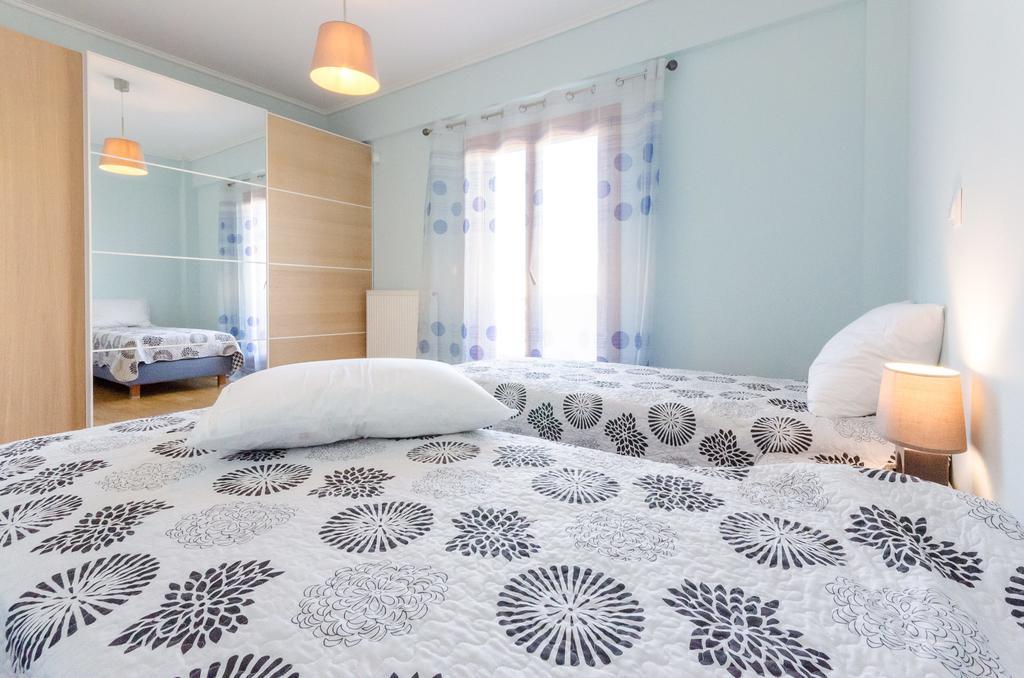 Leo - Unique Glyfada Apartment Атина Екстериор снимка